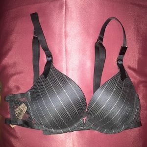 Victoria’s Secret Very Sexy Push-Up Bra